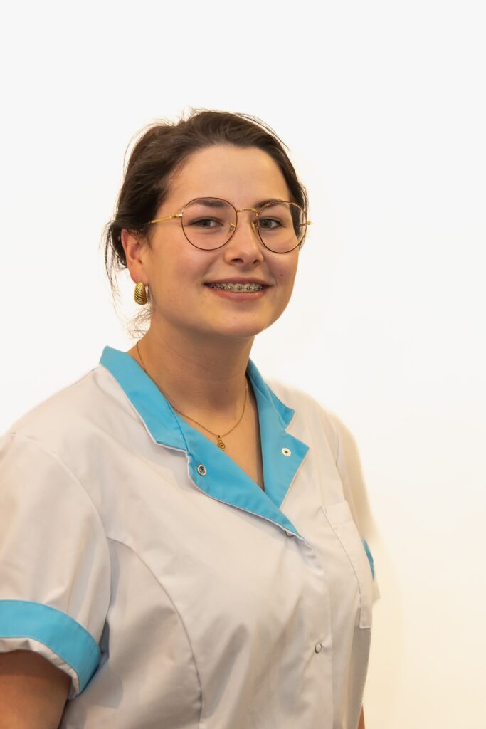 Jantina - tandartsassistent